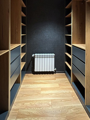 Гардеробная комната в графитовом цвете  - 3