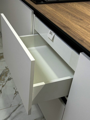 Кухня из премиальных материалов минимализм  - 5