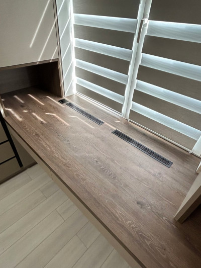 Затишний домашній офіс біля вікна у бежевих тонах Intertool - 1 2