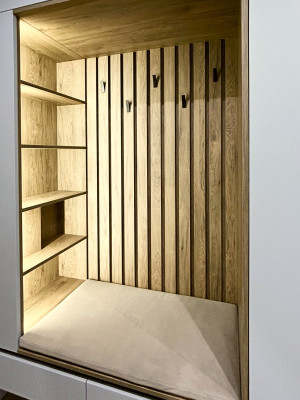 Минималистичний сірий передпокій із Pinterest  - 2