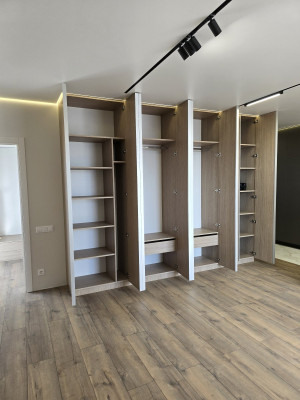 copy of Дзеркальна шафа гармошка з прихованими комунікаціями  - 3