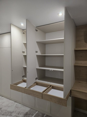 copy of Дзеркальна шафа гармошка з прихованими комунікаціями  - 3