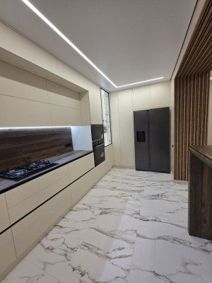 copy of Угловая кухня в светлых тонах из премиальных материалов  - 4