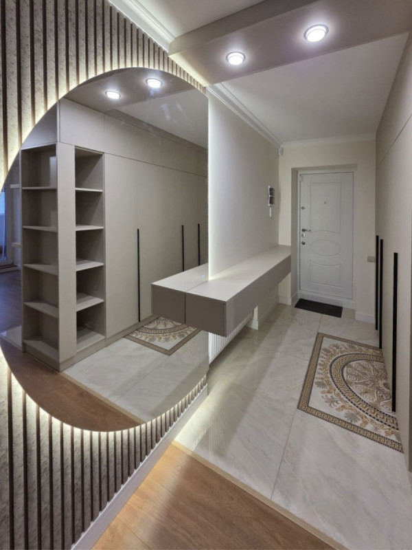 copy of П-подібна кухня з барною стійкою у сучасному преміум стилі  - 1